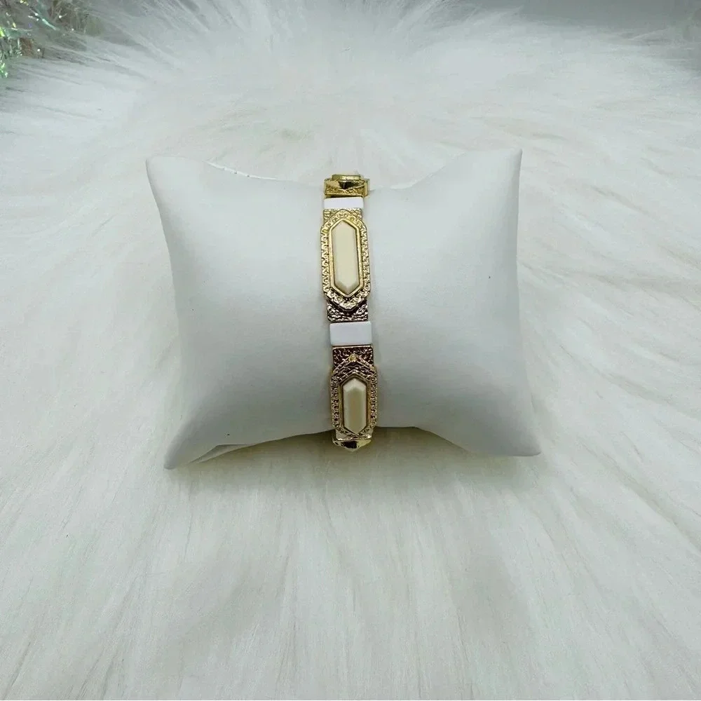 Fashion Statement Bracelet Cream White Gold